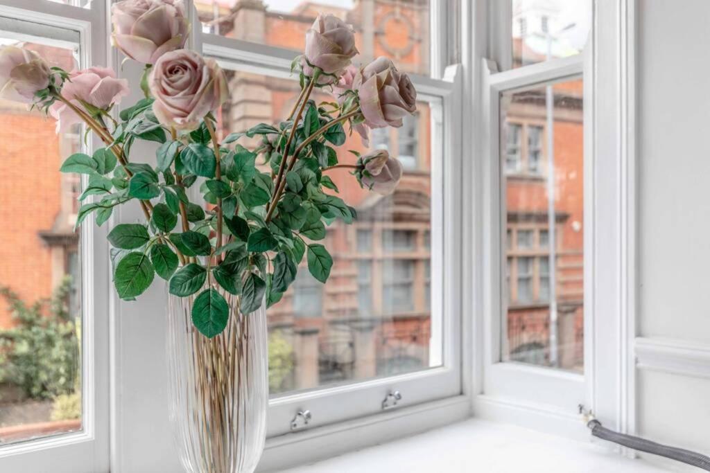 Вілла Windsor Town Centre Victorian Townhouse Sleeps 6 Екстер'єр фото